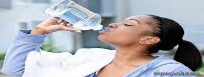 معجزه نوشیدن آب!  آیا شما به اندازه کافی آب می نوشید؟   
